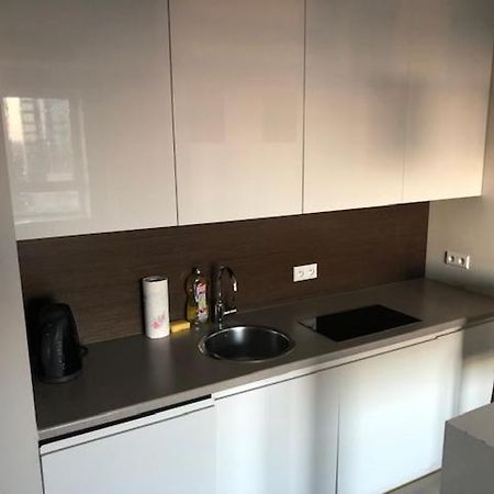 Luxury Apartments In Platinium Towers Varsavia Esterno foto
